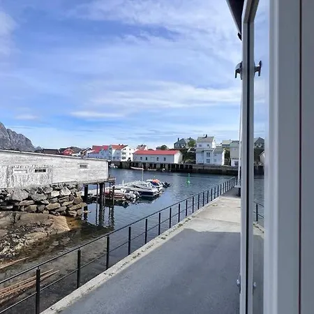 Nyaraló Fiskekrogen Rorbuer Henningsvær