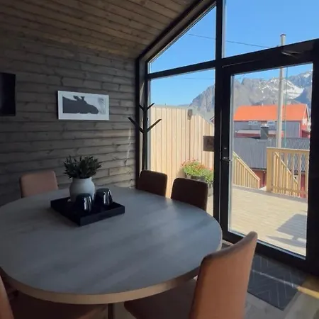 Fiskekrogen Rorbuer * Henningsvær