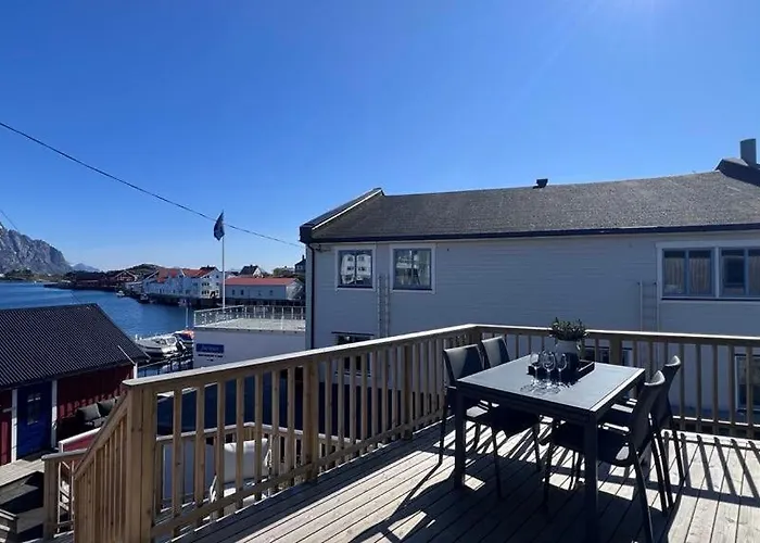 Fiskekrogen Rorbuer Сasa de vacaciones Henningsvaer